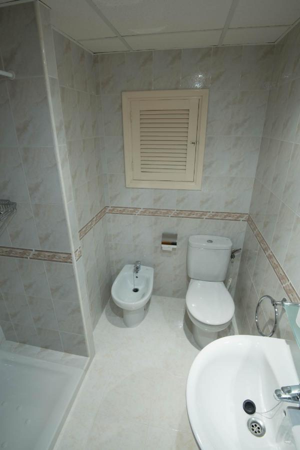 Hostal Mayol Santa Eularia des Riu Exterior photo